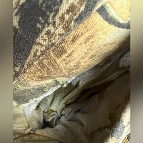 Duxbak- Mens Vintage‎ Realtree, 28-1/2” Pit to pit, Estimated size:2XL Jacket - Picture 5 of 12